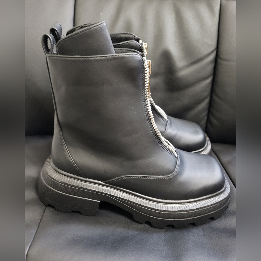Cape robbin kyndall Boots For Women